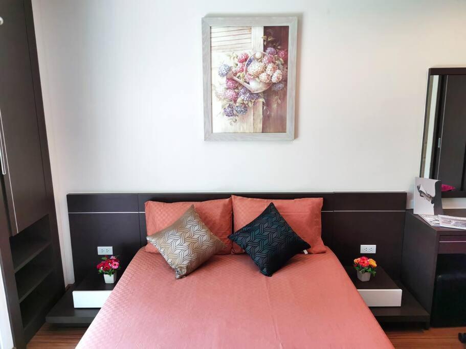 Location Near Jungceylon + Pool Access Căn hộ Patong