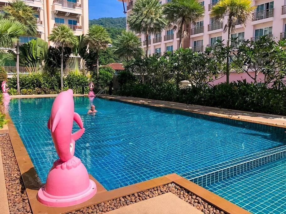 Location Near Jungceylon + Pool Access Apartment Patong